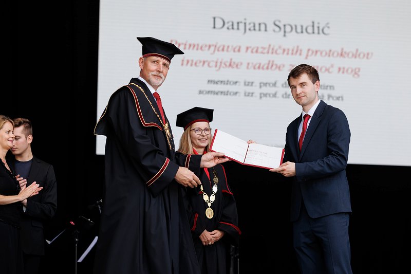 Dr. Darjan Spudić prejema doktorsko listino